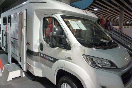 Adria Coral Axess S 690 SC