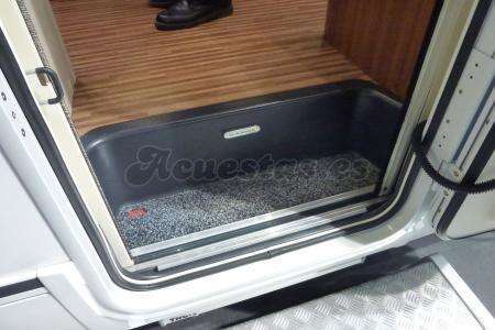 Adria Sonic Plus I 700 SBC