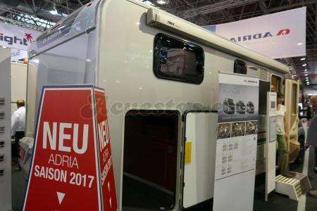 Adria Coral Platinum 670 SL