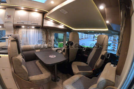 Carthago C Tourer I 144 LE Lightweight