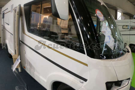 Eura Mobil Integra Line 695 HB