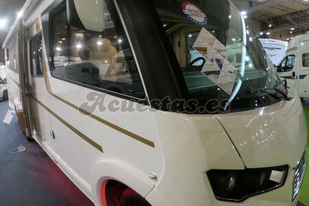 Eura Mobil Integra 890 QB