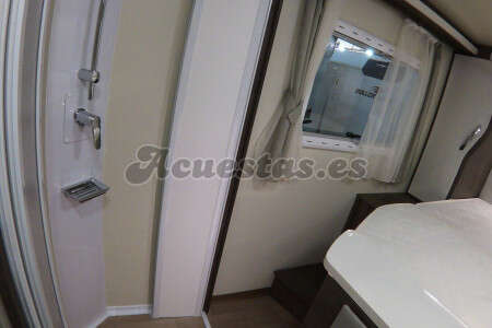 Mc Louis Nevis 881