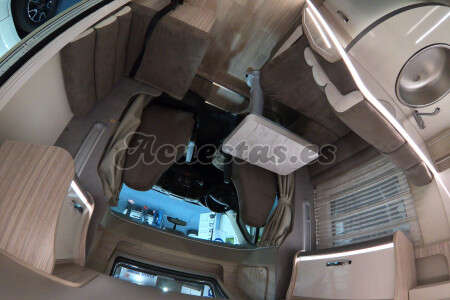 Elnagh T-Loft 530