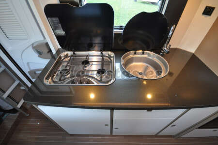 Blucamp Ocean 650