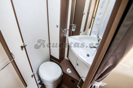 Blucamp Ocean 525