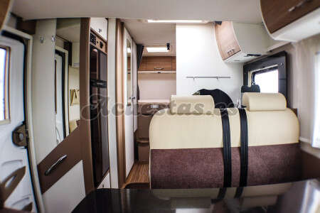 Blucamp Ocean 522