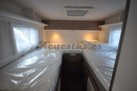 Blucamp Ocean 22