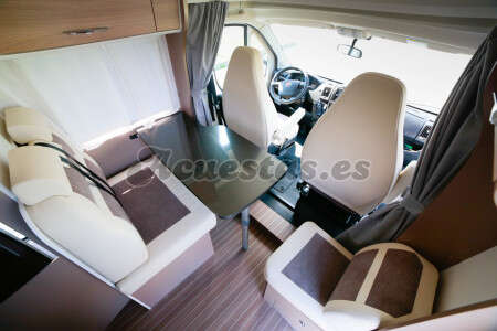 Blucamp Ocean 12