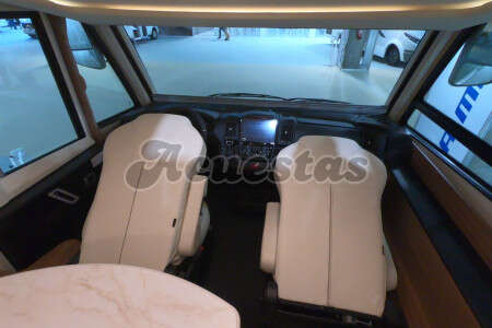 Eura Mobil Integra 890 QB