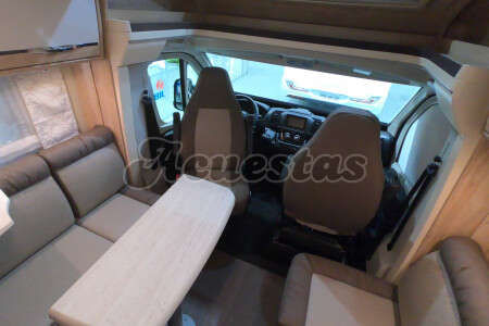 Eura Mobil Profila RS 720 QF