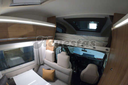 Adria Coral XL Axess 600 DP
